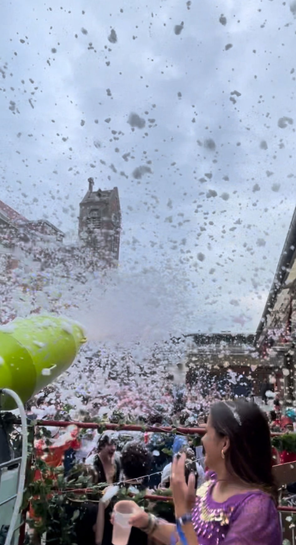 Location de machine à mousse BDE Douai
